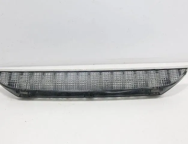 CITROËN C-Crosser 1 generation (2007-2013) Extra stoppljus bak P5631 24714001