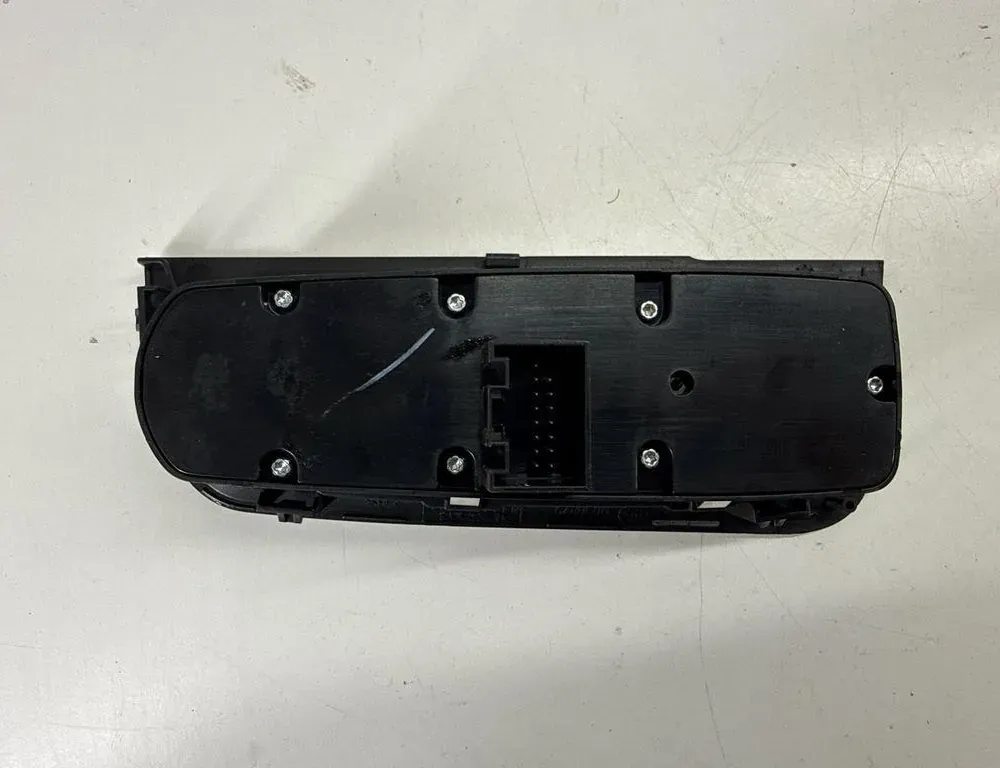 PORSCHE Cayenne 958 (2010-2018) Vänster bakdörr fönsterkontrollbrytare 7PP959858M 34985283