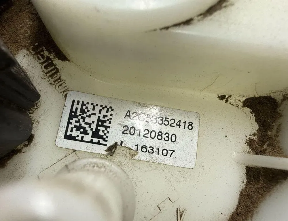 PORSCHE Cayenne 958 (2010-2018) Bränslepump i tank 95862013200 34985721