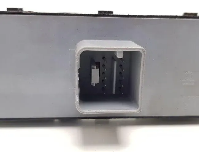 VOLKSWAGEN Passat B7 (2010-2015) Främre höger dörrfönsterbrytare 1K4959857CREH,1K4959857B 31069081