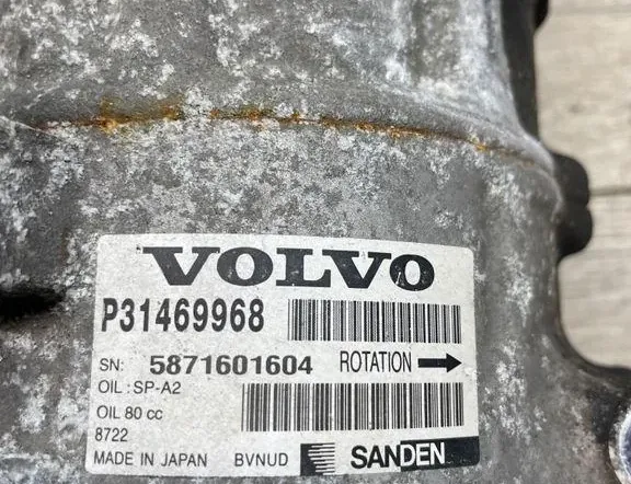 VOLVO V70 3 generation (2007-2020) Luftkonditioneringspump 5871601604,P31469968 34972441