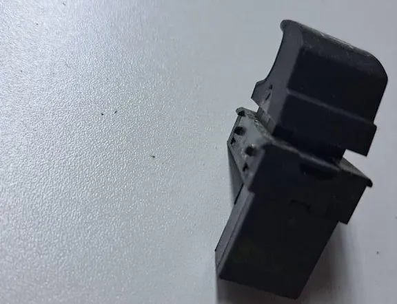 VOLKSWAGEN Golf Plus 2 generation (2009-2014) Bakre höger dörrfönsterkontrollbrytare 7l6959855b 34983894