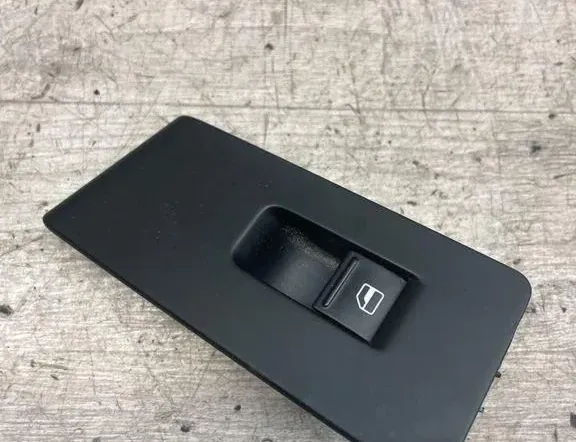 VOLKSWAGEN Passat B7 (2010-2015) Bakre höger dörrfönsterkontrollbrytare 3AA868749 34980176