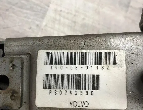 VOLVO V70 2 generation (2000-2008) Rattstångsmekanism P30742990,T400601132 34973453