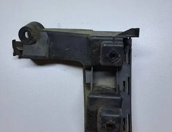 VOLVO V70 3 generation (2007-2020) Bakre vänster stötfångarfäste 30678650,BP3EA 34972162