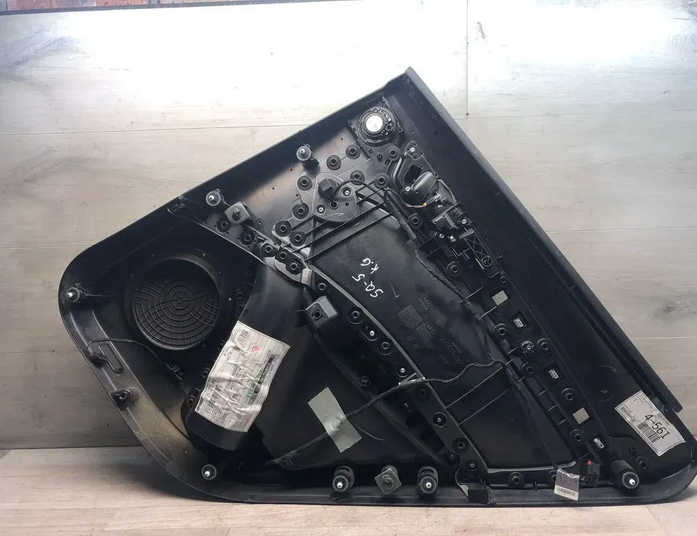 AUDI Q5 8R (2008-2017) Bakre höger dörrpanel A046178 34980068