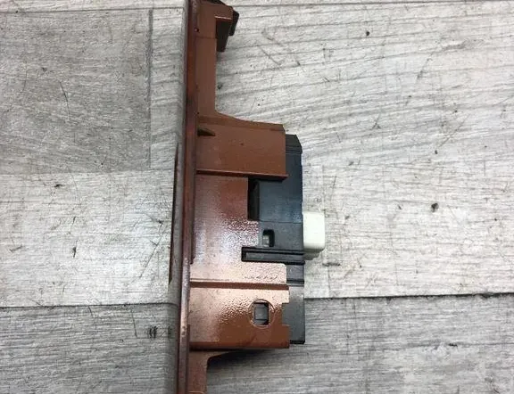 TOYOTA Previa 3 generation (2006-2019) Bakre höger dörrfönsterkontrollbrytare 76A047 34983879