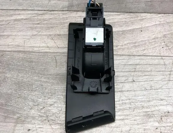 VOLKSWAGEN Passat B7 (2010-2015) Vänster bakdörr fönsterkontrollbrytare 3AA868749 34981888