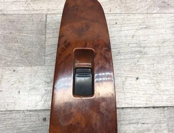 TOYOTA Previa 3 generation (2006-2019) Bakre höger dörrfönsterkontrollbrytare 76A047 34983879