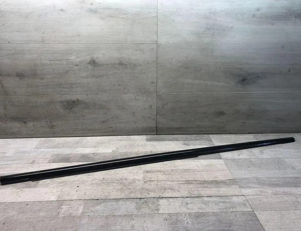 MERCEDES-BENZ E-Class W211/S211 (2002-2009) Bakre höger dörr Fönsterlister 34983887