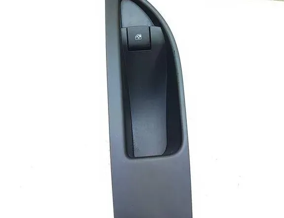 OPEL Astra J (2009-2020) Vänster bakdörr fönsterkontrollbrytare 13301888 30777293