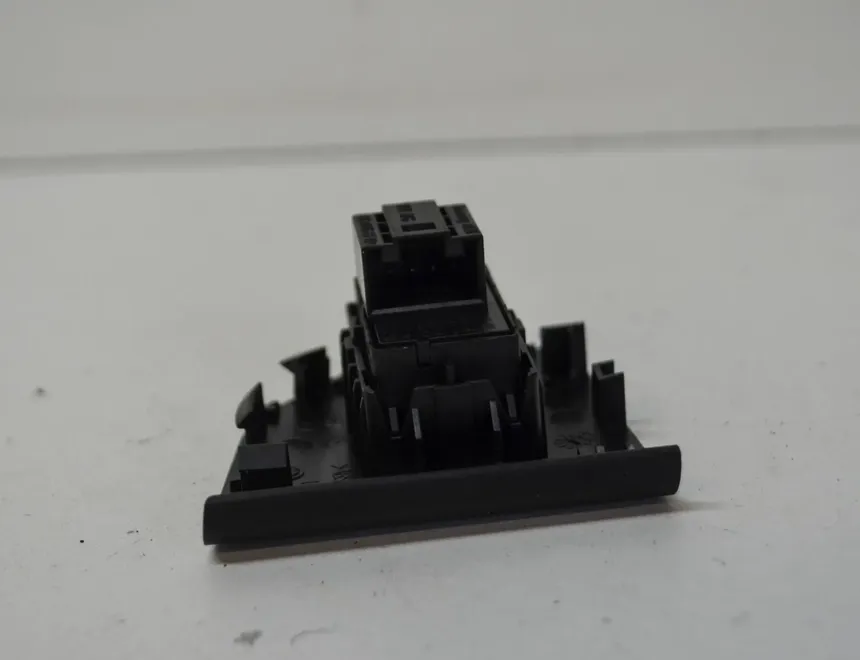 SKODA Octavia 3 generation (2013-2020) Vänster främre dörrfönsterbrytare 5E0867185,5E0959855A 13864221