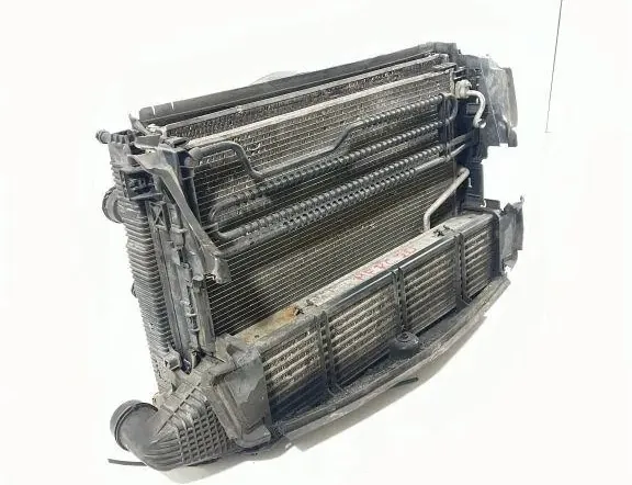 MERCEDES-BENZ C-Class W204/S204/C204 (2004-2015) Kylningsdelar A2045000755,3136613344 33470002