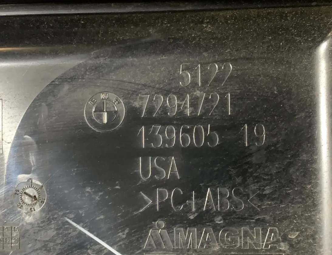 BMW X5 F15 (2013-2018) Bakre vänster stötfångarfäste 7294721 33342187