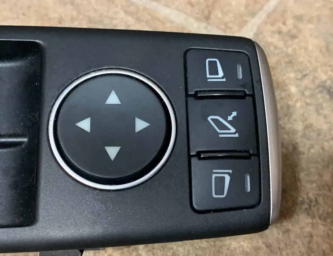 MERCEDES-BENZ GLE Coupe C292 (2015-2019) Vänster främre dörrfönsterbrytare A2929055000 33500347