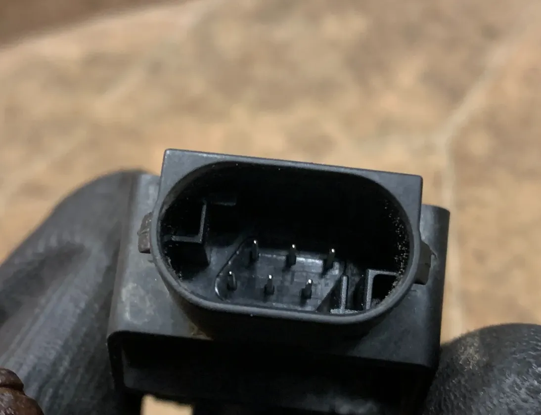 MERCEDES-BENZ GLE Coupe C292 (2015-2019) Bakre Vänster Höjdnivåsensor A0045429918 33501812