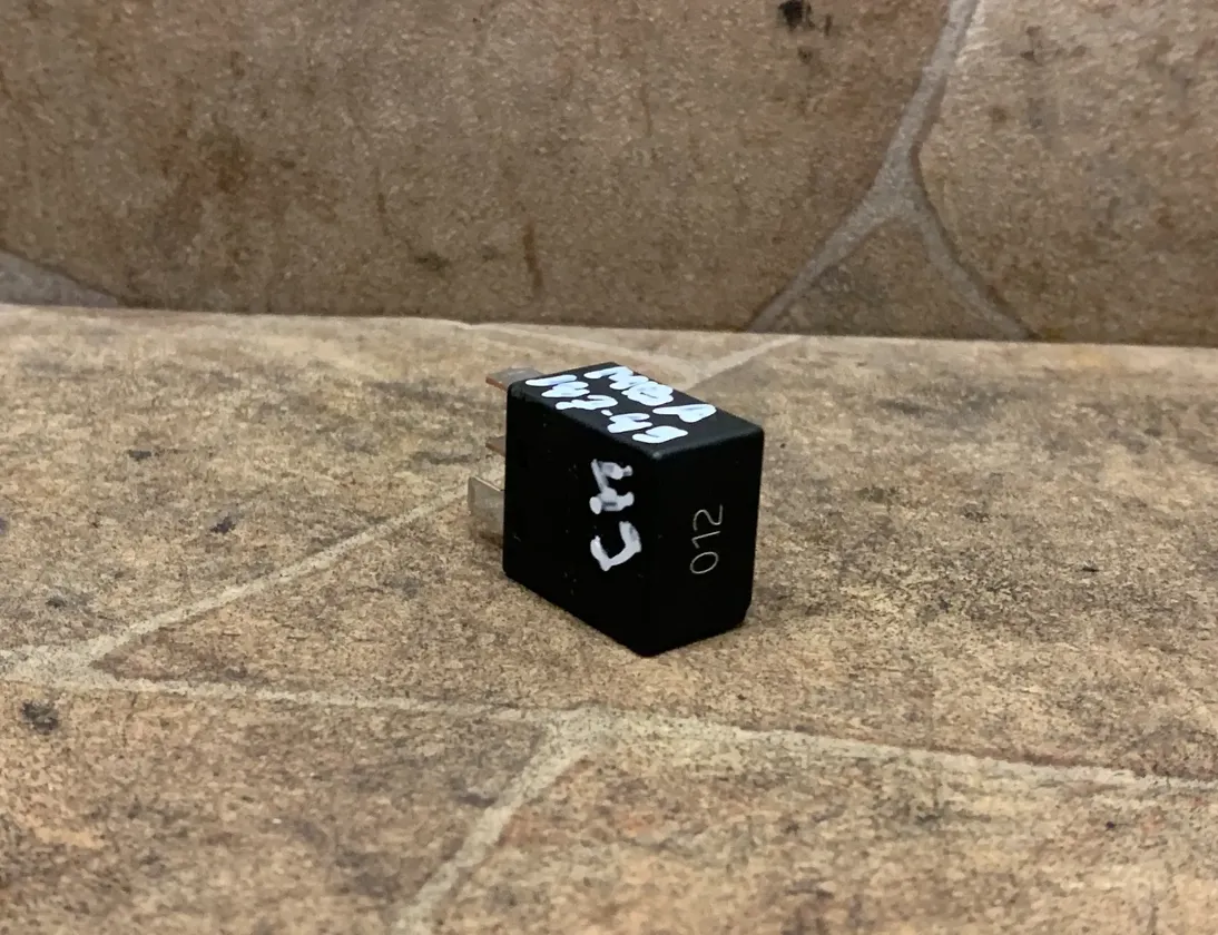 MERCEDES-BENZ GLE Coupe C292 (2015-2019) Reläer A0035420419 33501816