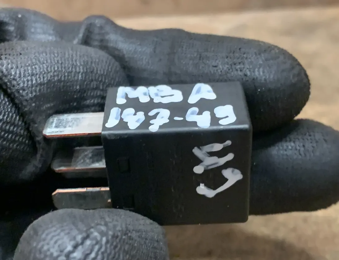 MERCEDES-BENZ GLE Coupe C292 (2015-2019) Reläer A0035420419 33501816