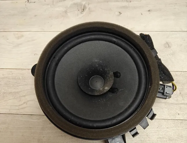 VOLVO V70 3 generation (2007-2020) Ljudhögtalare för höger bakdörr 30657444 34962944