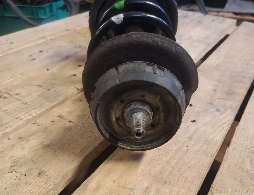 RENAULT Twingo 2 generation (2007-2014) Stötdämpare fram vänster 33134399