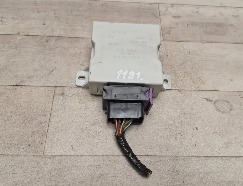 TOYOTA Avensis 2 generation (2002-2009) Andra styrenheter 8594005040 33507734