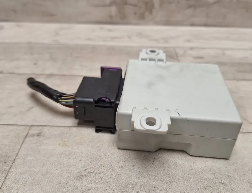 TOYOTA Avensis 2 generation (2002-2009) Andra styrenheter 8594005040 33507734