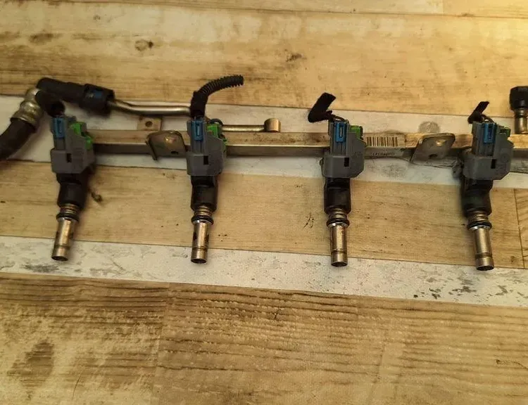 OPEL Astra H (2004-2014) Bränsleinsprutningssats 55559375 33996112