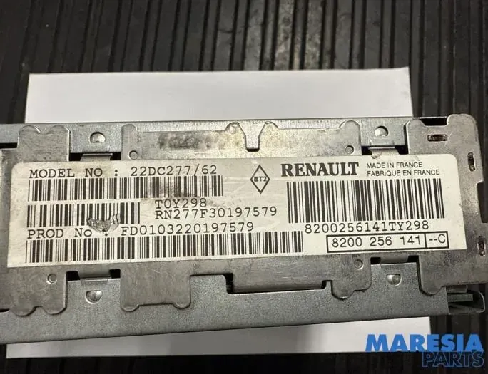 RENAULT Megane 2 generation (2002-2012) Musikspelare utan GPS 8200497243,8200107955,8200300858,8200107957,8200316569,8200461289,8200377862,8200300859,8200300855,8200377864,8200300856,8200335062,8200300857,8200074336,8200256141 27749286