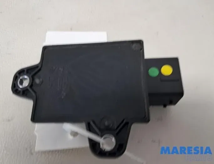 PEUGEOT 308 T9 (2013-2021) Reläer 9807709080,V29039816,9828207680 33480980