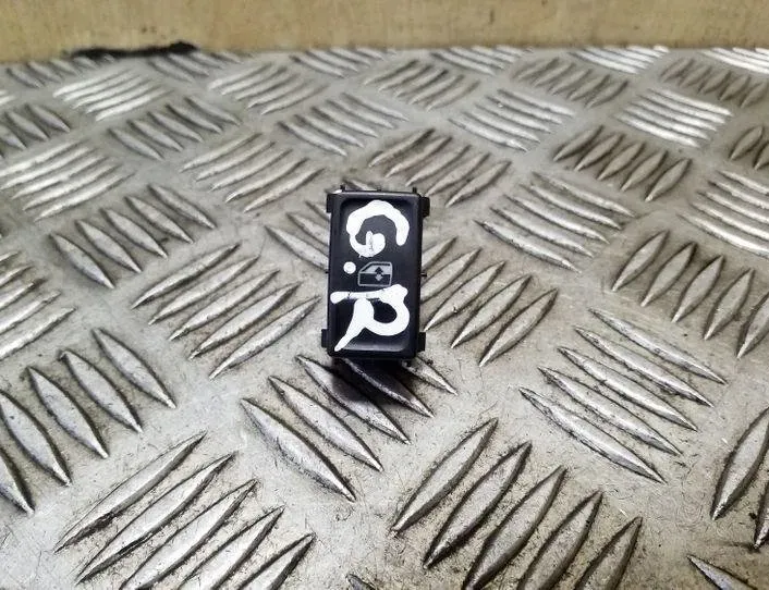 SKODA Octavia 3 generation (2013-2020) Bakre höger dörrfönsterkontrollbrytare 5E0959855A 26191518