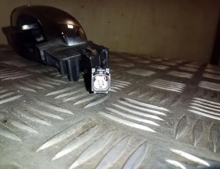 JEEP Grand Cherokee 4 generation (WK) (2004-2024) Bakre högra dörrens yttre handtag 04589888AD 26214149