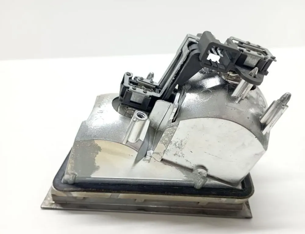 LANCIA Thesis 1 generation (2001-2009) Bakre dimljus 0333000DX 33347764