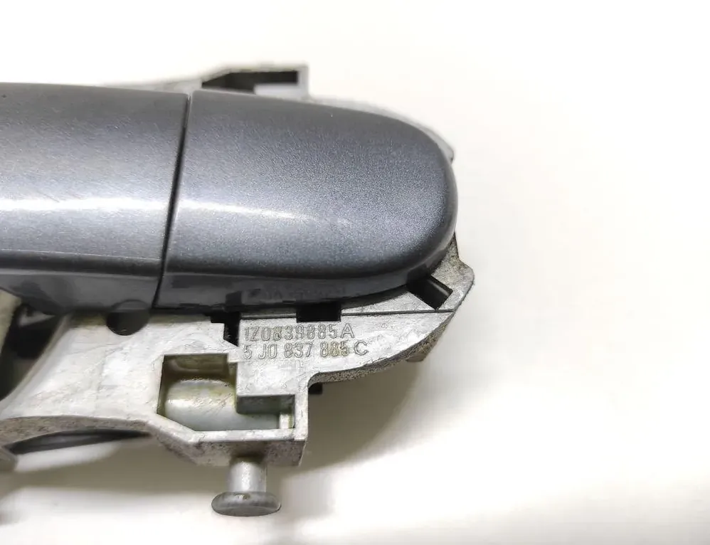SKODA Fabia 2 generation  (2010-2014) Främre vänstra dörrens yttre handtag 5J0837885C 34986226