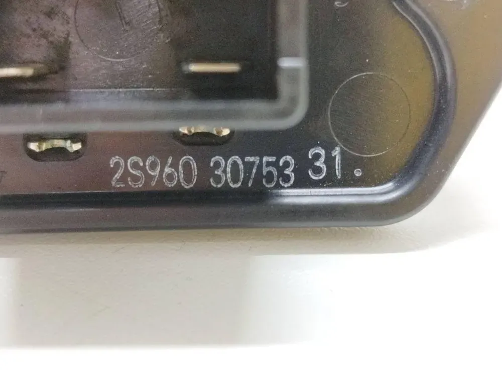 HONDA HR-V 1 generation (1998-2006) Värmefläktmotor/fläktmotstånd 2S9603075331 34985825