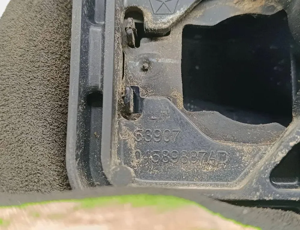 DODGE Caliber 1 generation (2006-2013) Höger sida skjutdörr yttre handtag 04589887AD 31898498