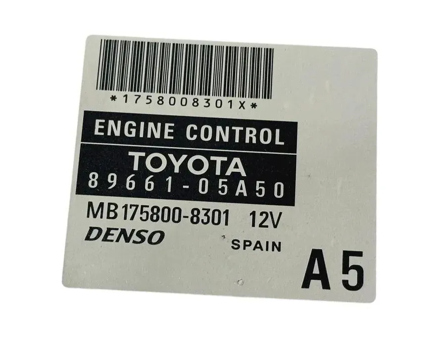 TOYOTA Avensis 2 generation (2002-2009) Motorstyrenhet ECU 8966105A50 34986106