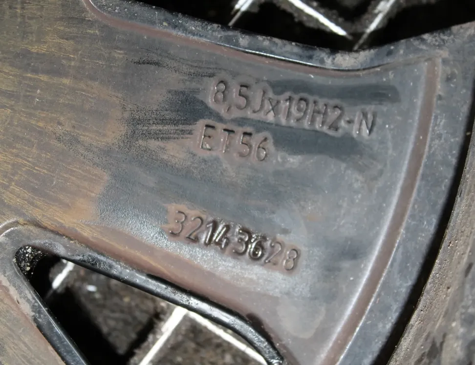 VOLVO XC40 1 generation (2017-2024) Hjul 32143628 34963909