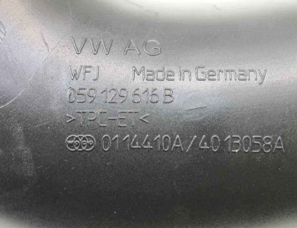 AUDI Q7 4M (2015-2024) Lufttillförsel slangrör 059906461S,059129616B 29957737