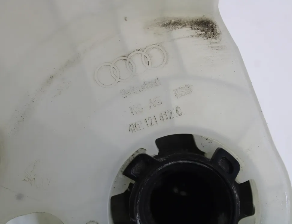 AUDI e-tron 1 generation (2018-2024) Andra motorrumsdelar 4KR121412C 33501183