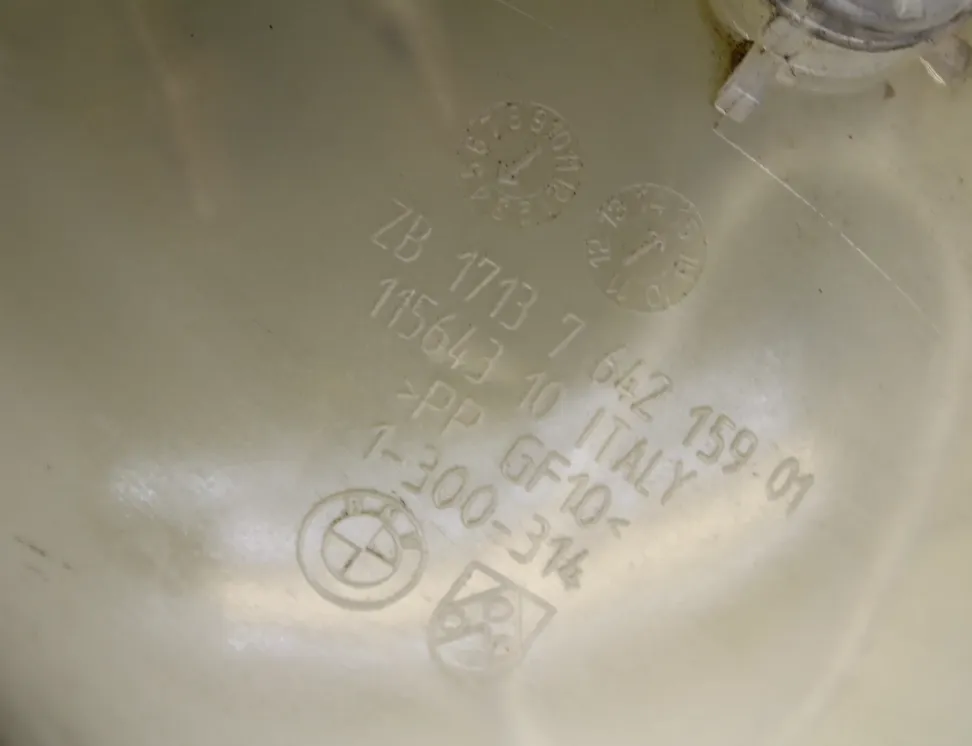 BMW 4 Series F32/F33/F36 (2013-2020) Expansionskärl 7642159 33538614