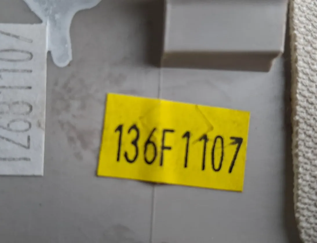 RENAULT Talisman 1 generation (2012-2024) Vänster En pelare Trim 769125078R 33461694