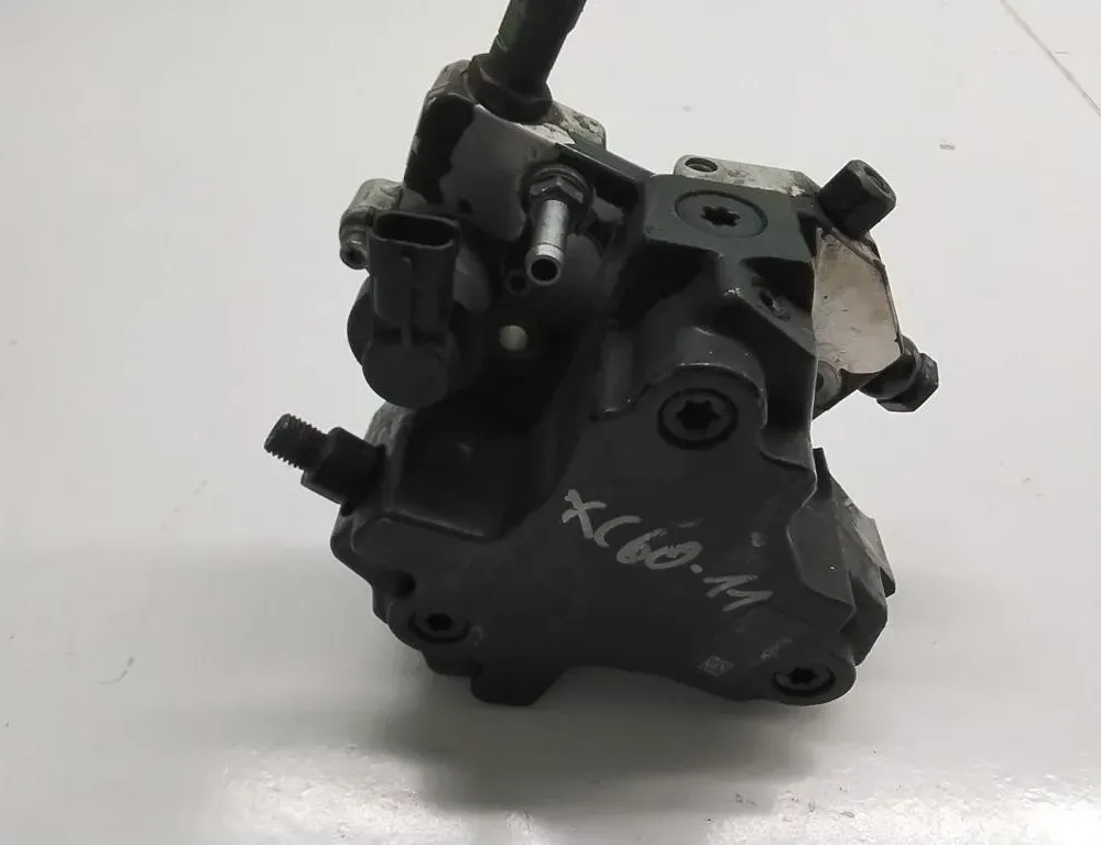 VOLVO XC60 1 generation (2008-2017) Bensinpump 30756125 28483256