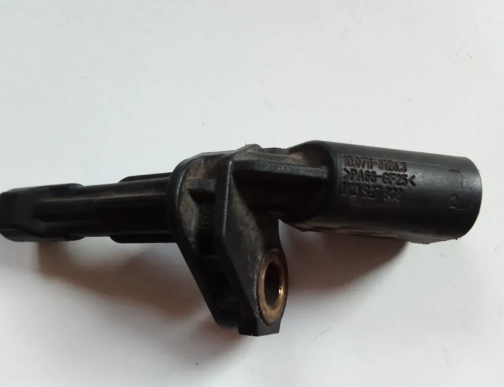 VOLKSWAGEN Passat B7 (2010-2015) ABS-sensor bak höger 10071161263,1K0927808 34986727