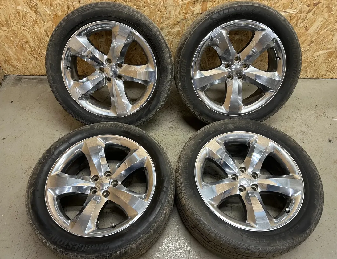 DODGE Charger LD (2010-2024) Hjuluppsättning 1NQ47TRMAC 34962888