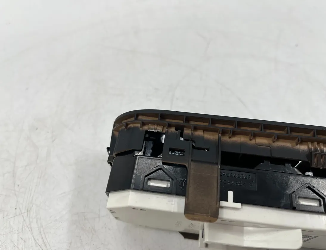 HYUNDAI IONIQ 5 1 generation (2021-2023) Främre höger dörrfönsterbrytare 93571GI870LS5,93571GI870 34917027