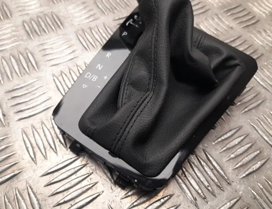 VOLKSWAGEN Passat B8 (2014-2023) Växelspaks damask i läder 3G1713203P 34988415