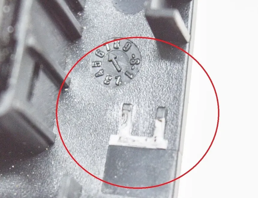 SKODA Octavia 3 generation (2013-2020) Vänster bakdörr fönsterkontrollbrytare 5E0959855A,5E0867185 11502367