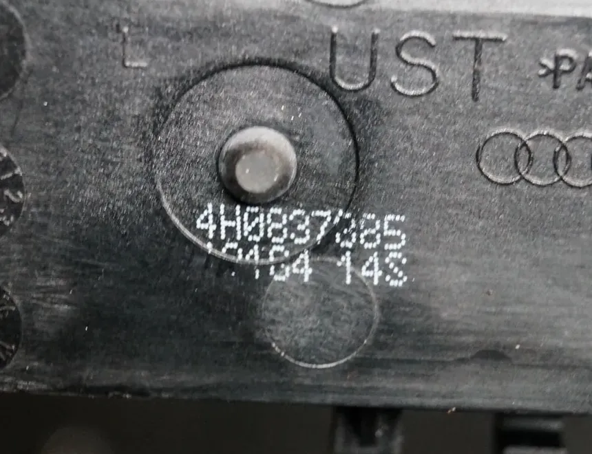 AUDI A6 C7/4G (2010-2020) Vänster bakdörr inre handtagsram 4H0837885 1704225