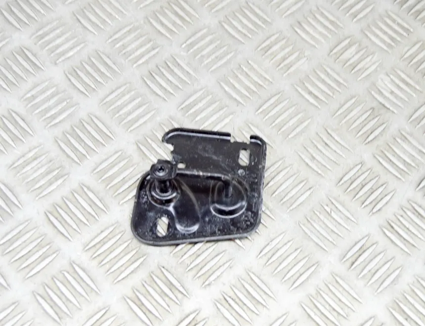 AUDI Q2 1 generation (2016-2024) Motorhuv säkerhetsspärr 81A823185A 17823469