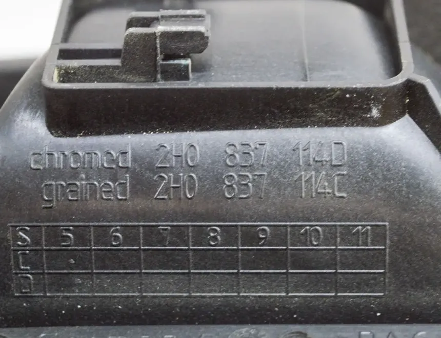 VOLKSWAGEN Amarok 1 generation (2010-2022) Höger främre inre dörröppningshandtag 2H0837114C,2H0837114D 18785954